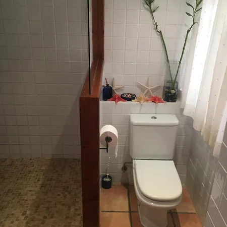 Primera Linea De Playa Piscina Y Pista De Tenis *