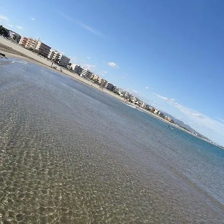 Primera Linea De Playa Piscina Y Pista De Tenis Apartment